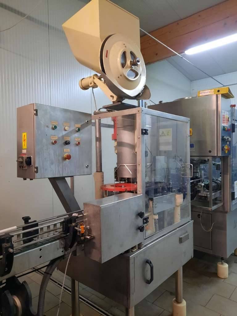 Machine de bouchage Alcoa MCA 28 d'occasion