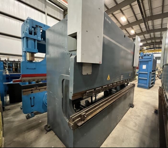 Presse plieuse Durma E30160
