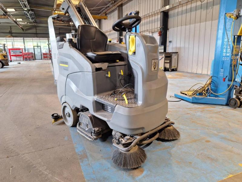 Engin de chantier Kärcher BR90/150