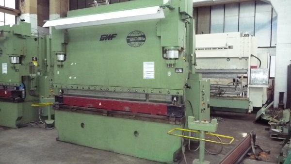 Presse plieuse GWF D 160 - 25
