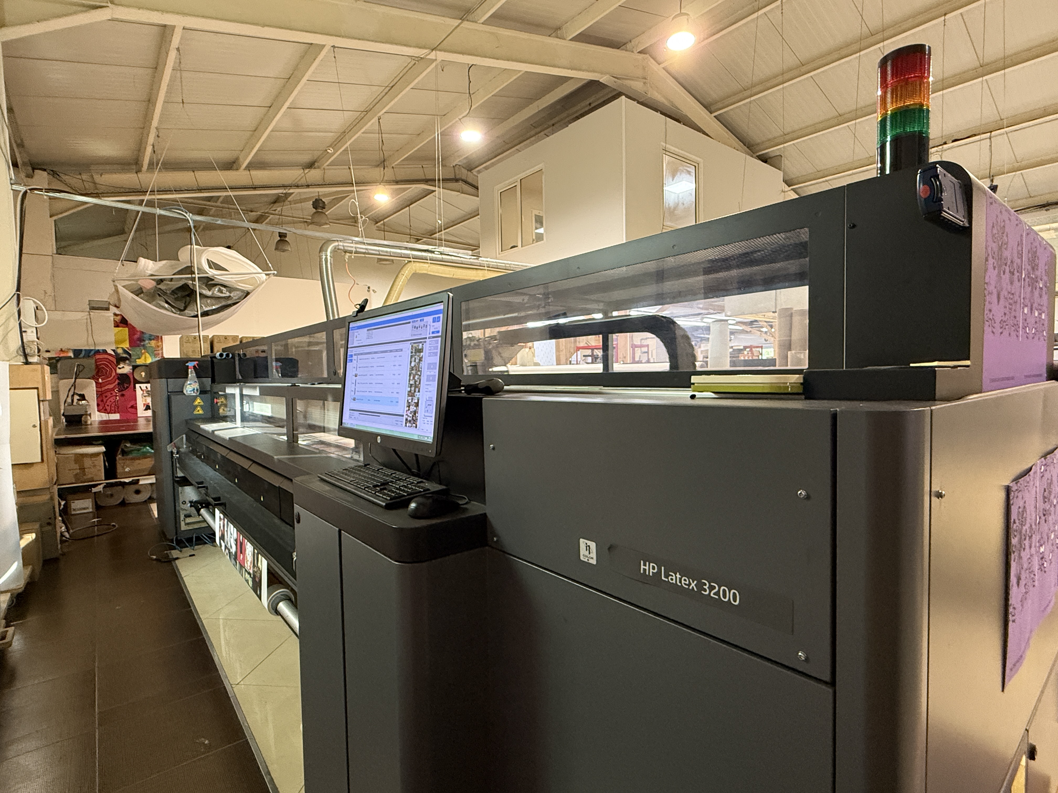 Presse numérique HP Latex 3200 Faible nombre d'heures