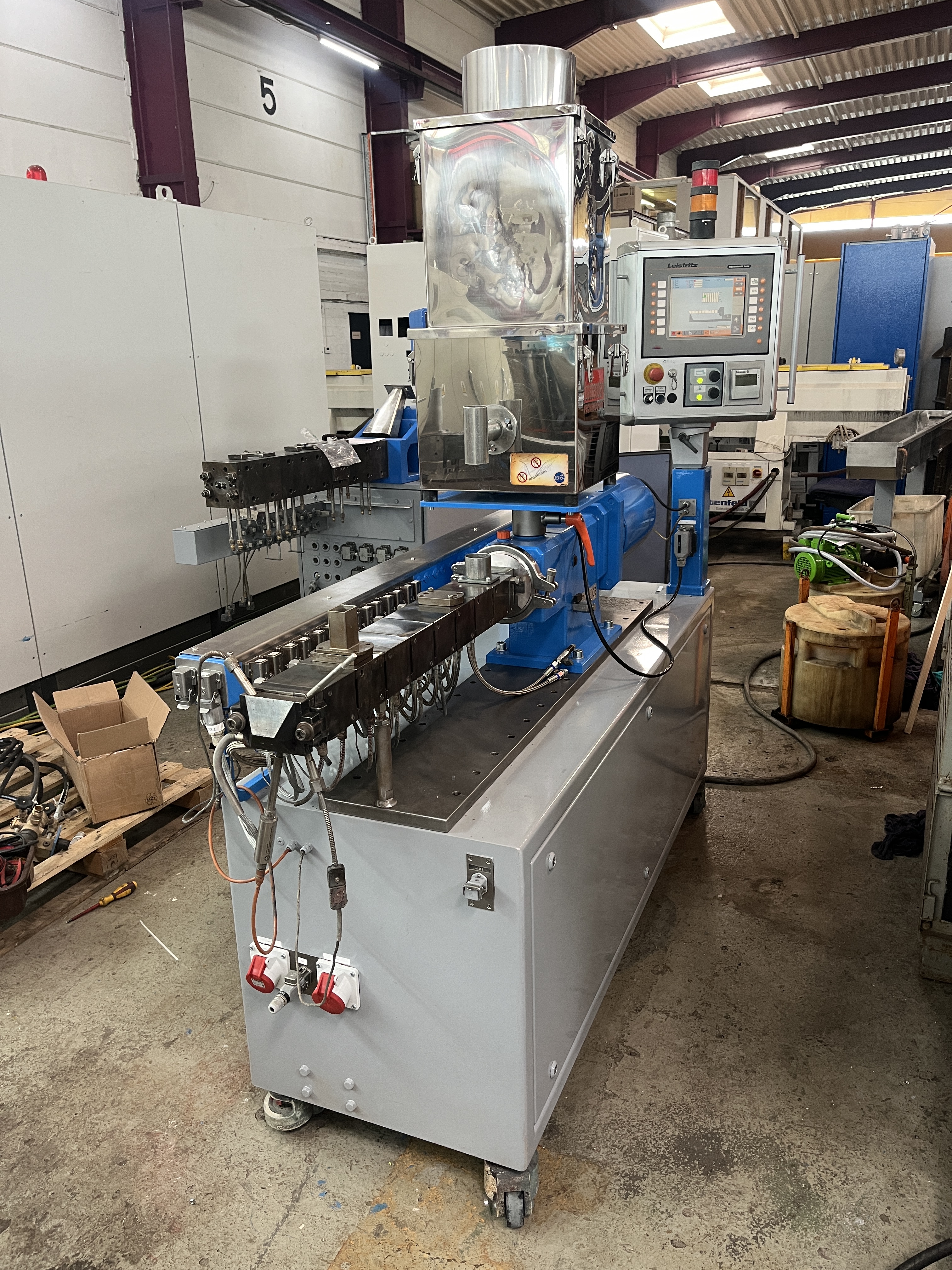 Extrusion Leistritz ZSE 18 HPe d'occasion - Extrudeuse à double vis