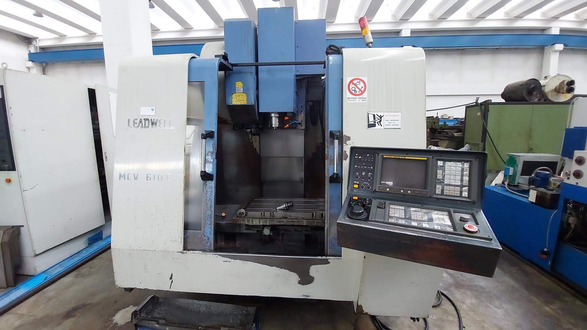 Centre d'usinage vertical LEADWELL MCV 610 CR