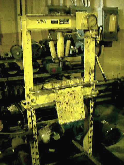 Presse Red Arrow RA150