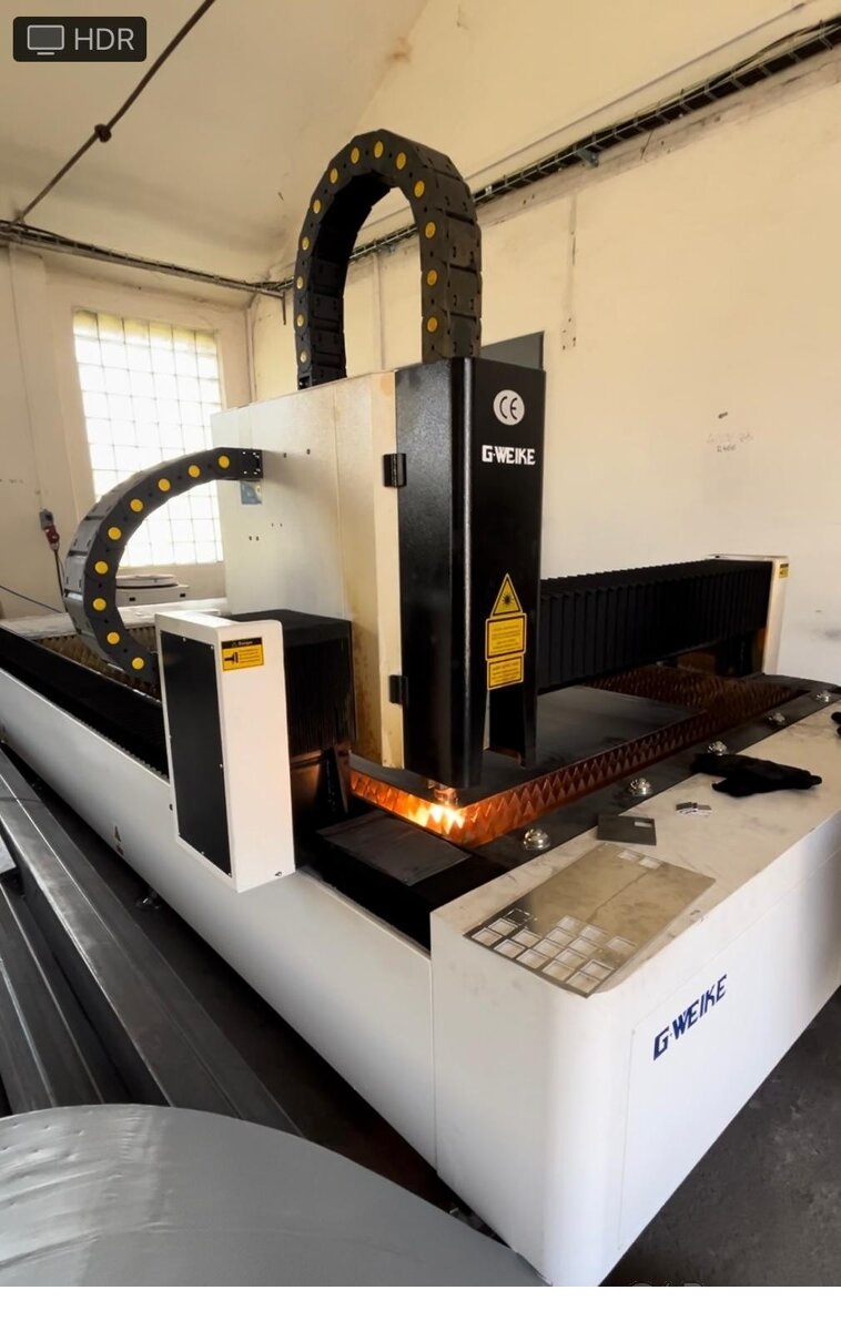 Machine de découpe laser Gweike LF3015 3kw