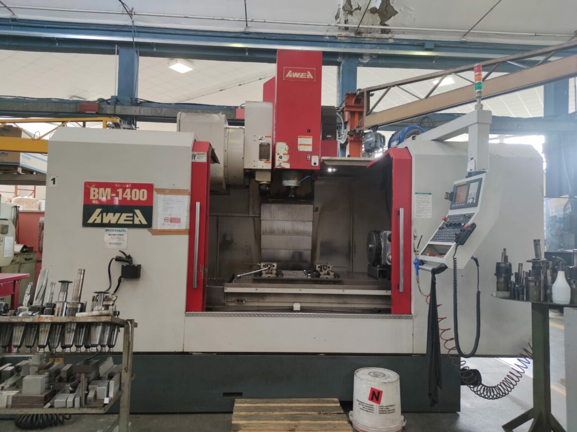 Centre d'usinage vertical AWEA BM 1400 d'occasion