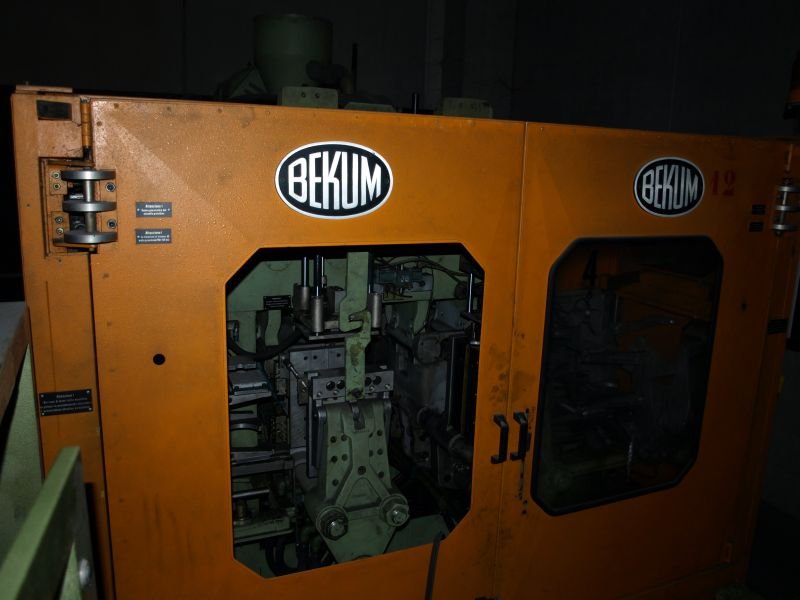 Souffleuse plastique Bekum BM 203D