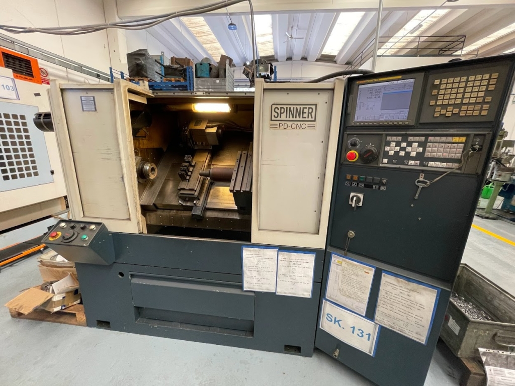 Tour motorisé CNC SPINNER PD CNC d'occasion