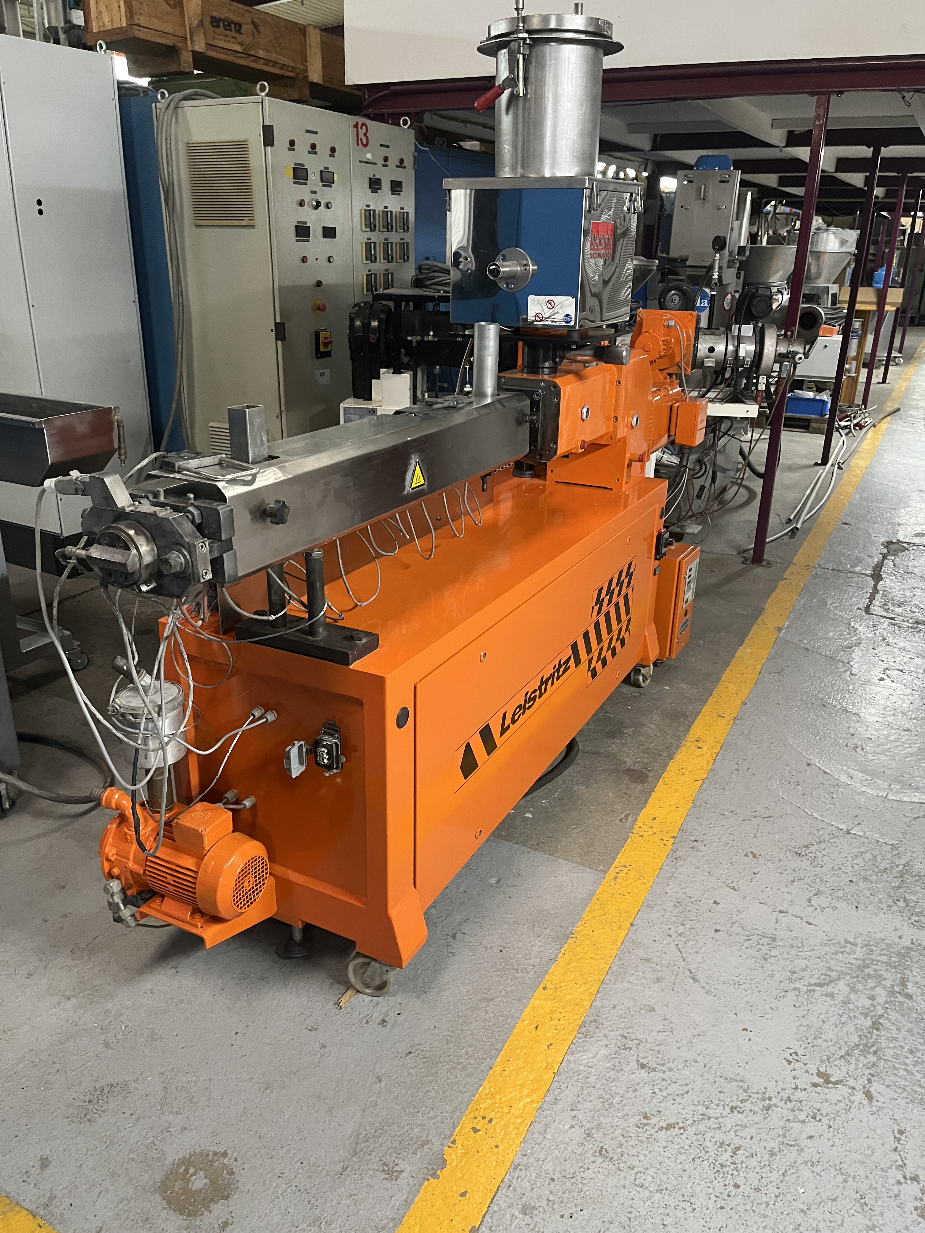 Extrudeuse bivis Leistritz ZSE micro 27