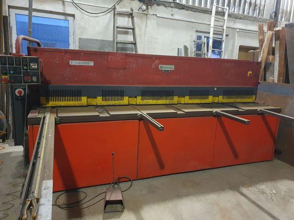 Cisaille guillotine hydraulique Liptovské strojárne NTE 4000/6,3E