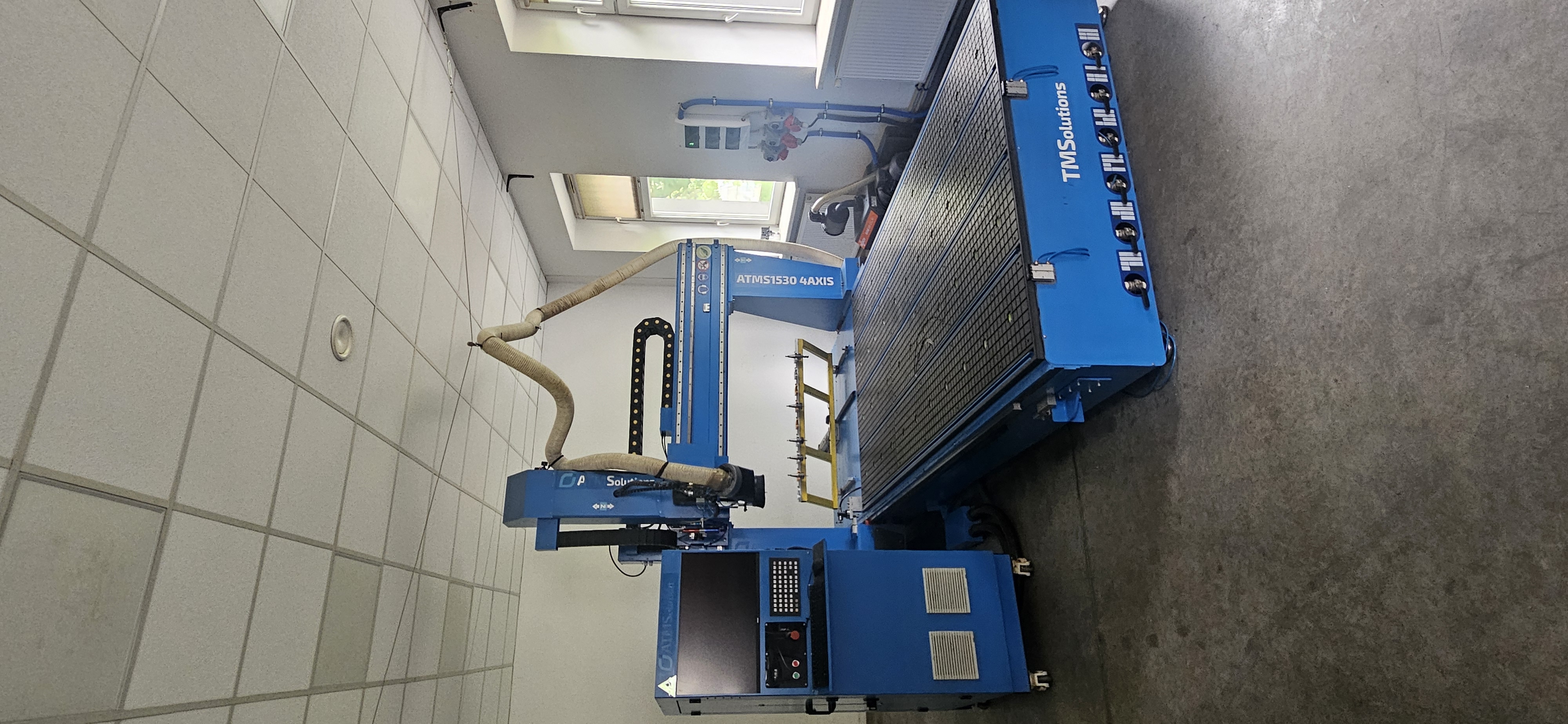 Centre d'usinage CNC pour le bois ATMSolutions Ploter 1500/300mm Hot deal