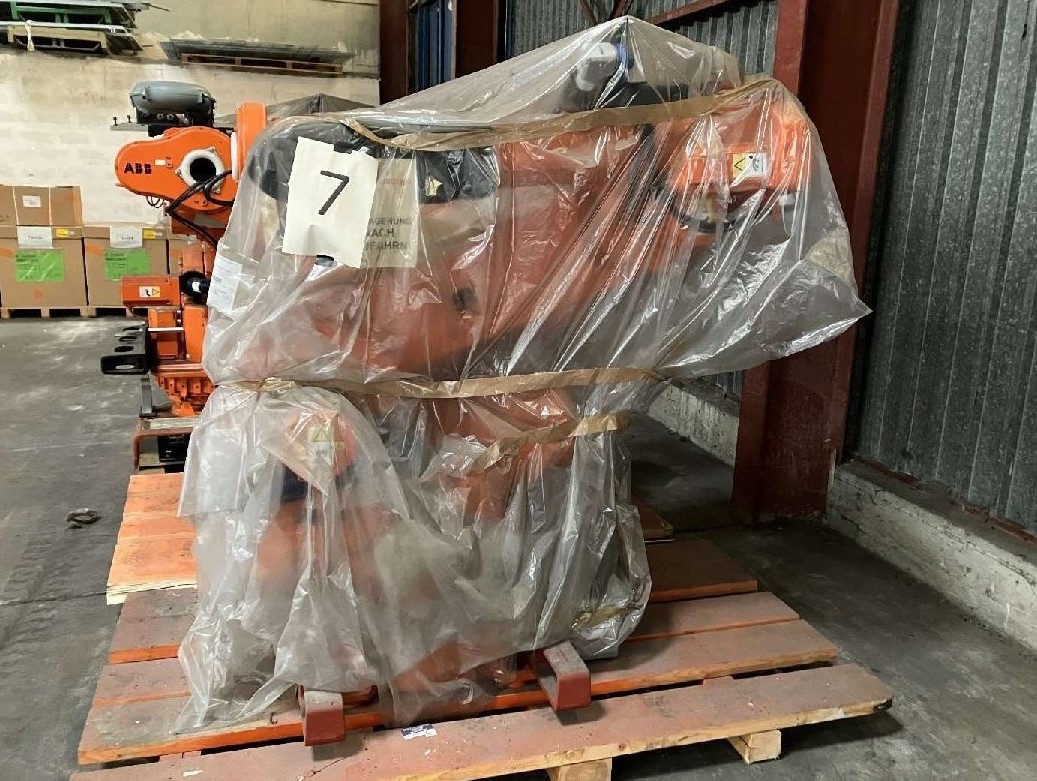 Robot industriel ABB Robotics IRB 6640-205/2.75 M2004