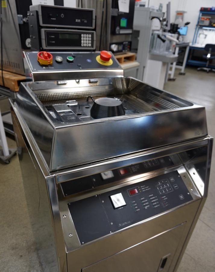 Enrobeuse de comprimés Suss RC8-MS3