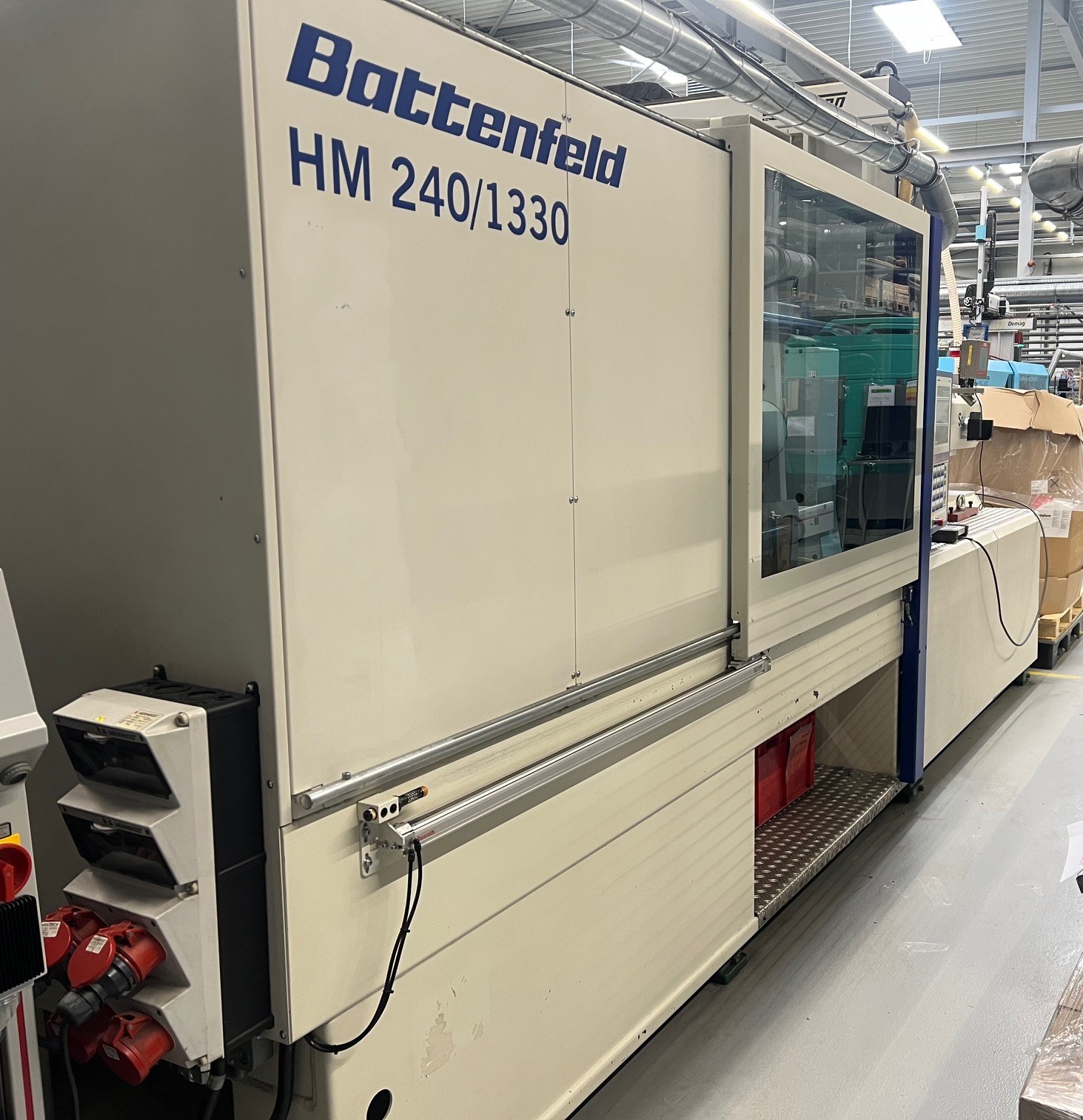 Machine pour le plastique Battenfeld HM 240/1330